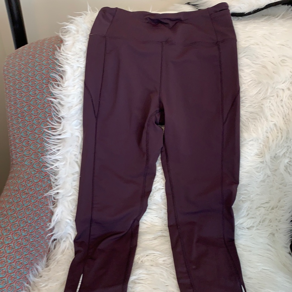 Workout leggings.